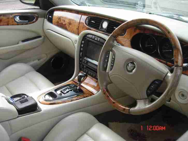 Jaguar XJR V8 Blue 2003