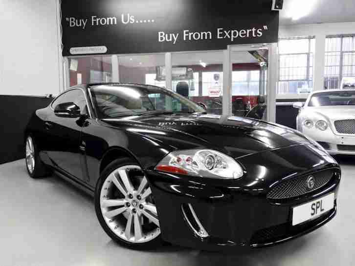 Jaguar XK COUPE