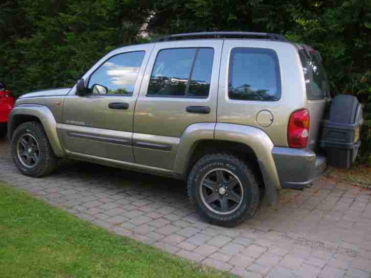 Jeep Cherokee 2.8 CRD auto Extreme Sport