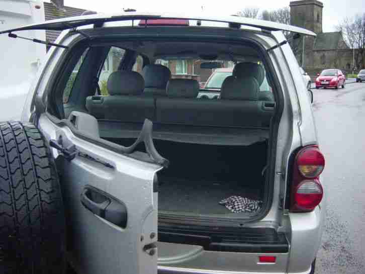 Jeep Cherokee 2.8 Ltd CRD Auto