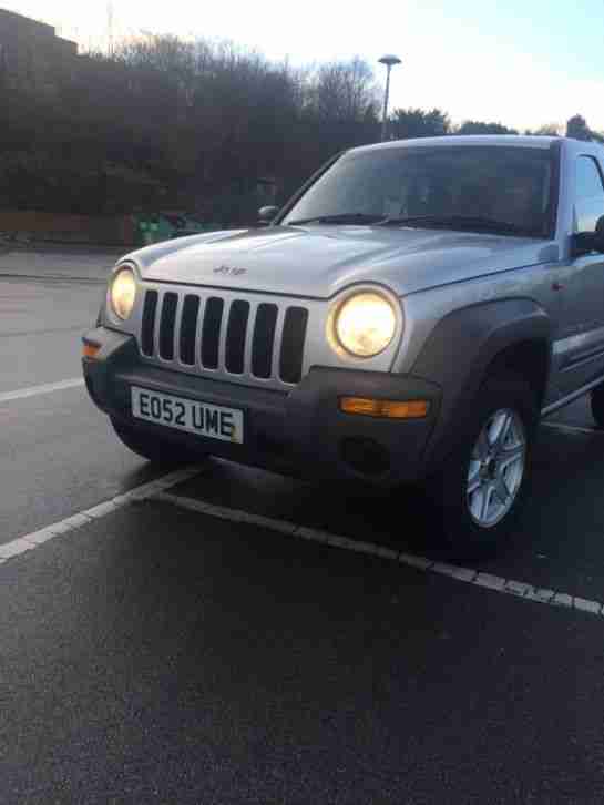 Jeep Cherokee sport