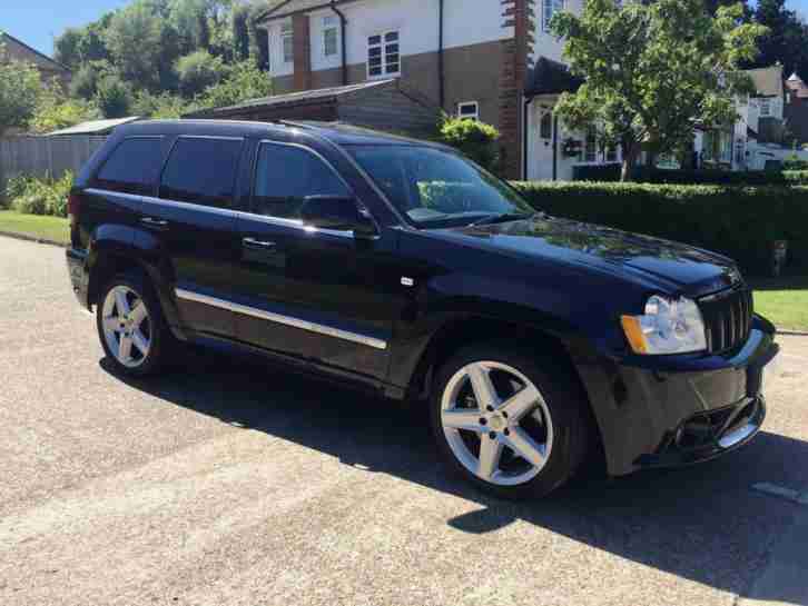 Jeep Grand Cherokee 6.1 V8 SRT8 Station Wagon 4x4 5dr 1 OWNER / NAV / SUNROOF