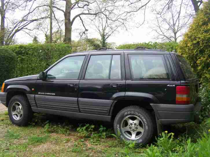 Jeep Grand Cherokee Laredo Diesel 2.5 turbo r reg 1997, for spares and repair