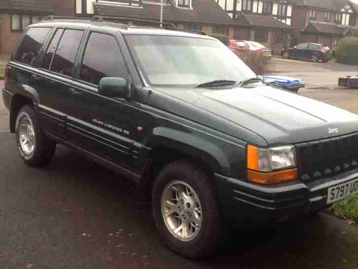 Jeep Grand Cherokee (Limited) in green, 1998 S registered, 4.0 litre Petrol