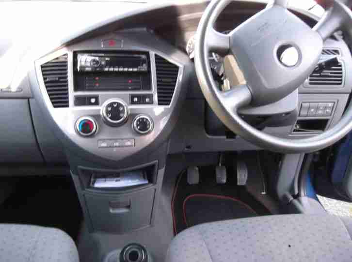 KIA CARENS 2ltr Diesel