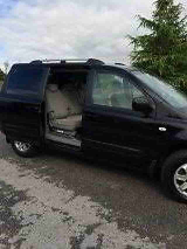 KIA SEDONA LS A TDI MPV 7 SEATER 08 PLATE FSH 2 OWNERS VERY GOOD CONDITION 84K