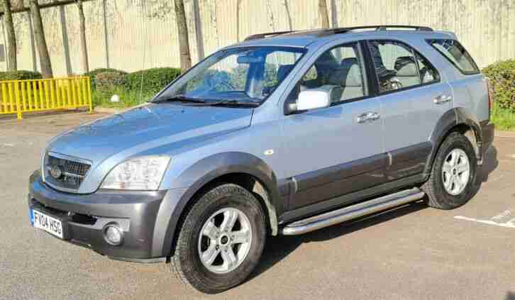 Kia SORENTO XS. Kia car from United Kingdom