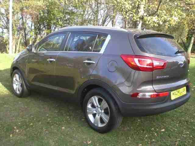 KIA SPORTAGE 2 2011 Petrol Manual in Brown