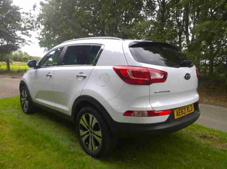 KIA SPORTAGE CRDI KX-3 SAT NAV 2L ESTATE
