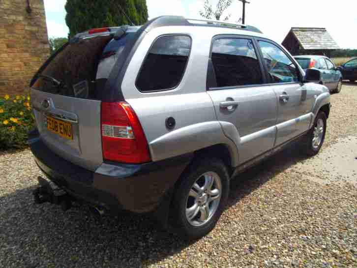KIA SPORTAGE XE,2008, 4X4, SILVER, GAS BI FUEL / PETROL, 68,000K, FSH
