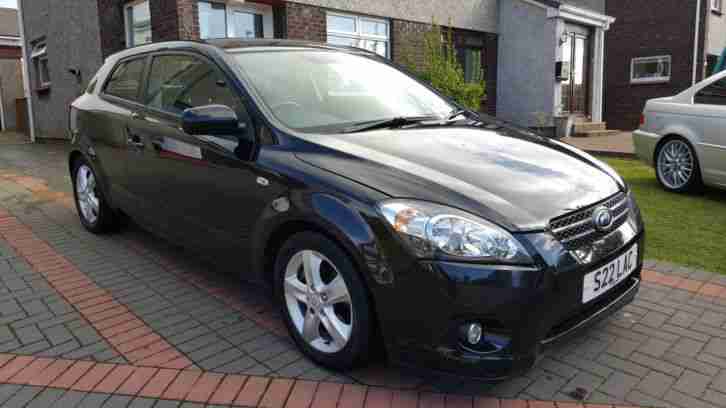Kia Ceed 2 1.6 CRDI 3 Door. 2 Year warranty remaining. Private plate included!!