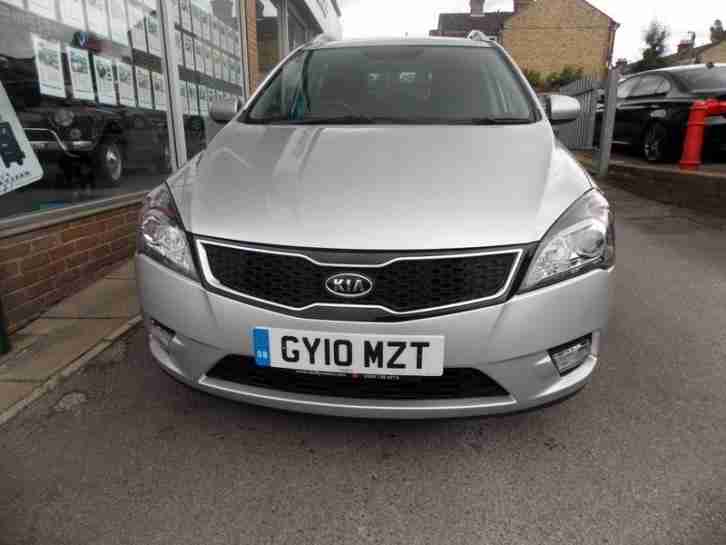 Kia Cee'd 3 Crdi Auto Estate-31000 MILES DIESEL AUTOMATIC 2010/10