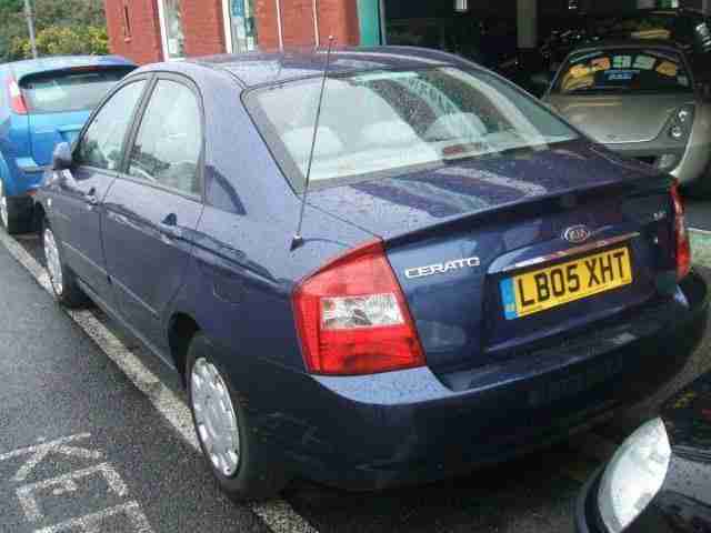 Kia Cerato 2.0 SE 4DR FAMILY CAR IDEAL PETROL MANUAL 2005/05