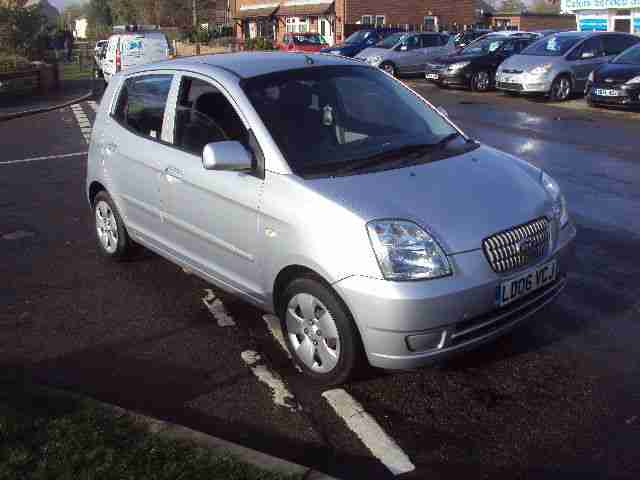 Picanto 1.1 LX 5 door