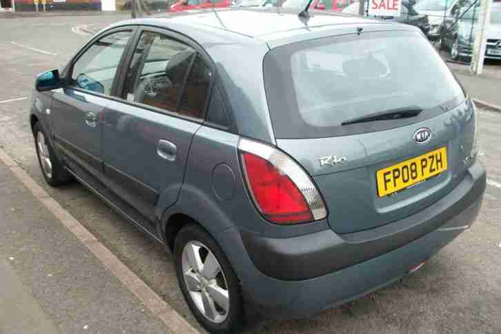 Kia Rio 1.4 LS GREY