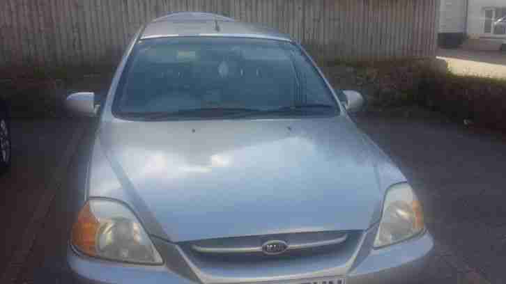 Kia Rio SE 2003