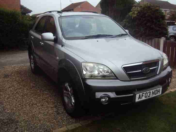 Kia Sorento CRDi XS Silver, manual in excellent condition and only 88k miles