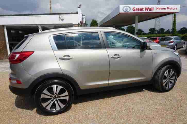 Kia Sportage Crdi Kx-3 Sat Nav HUGE SPEC + EXCELLENT ECONOMY DIESEL 2012/62