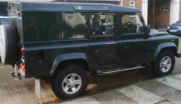 LAND ROVER DEFENDER 110 COUNTY UTILITY WAGON