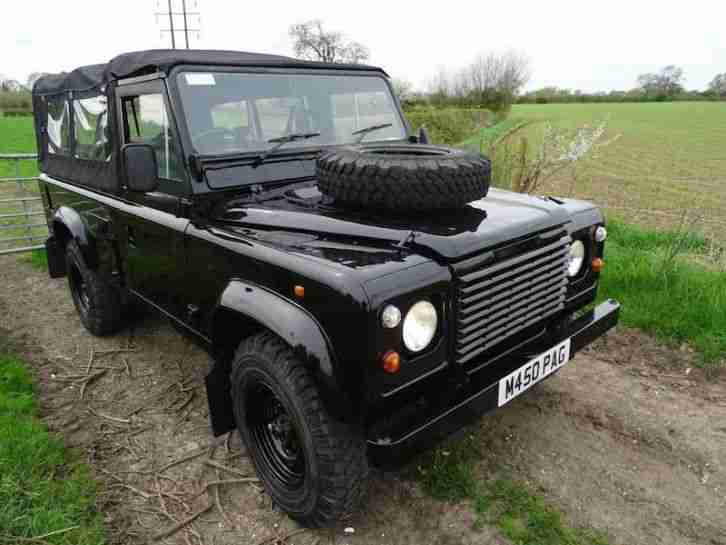 LAND ROVER DEFENDER 110 DIESEL SOFT TOP BLACK