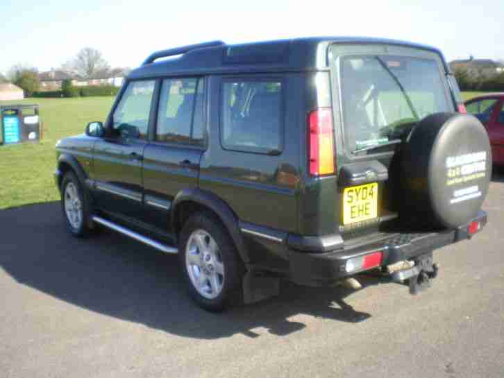 LAND ROVER DISCOVERY ES PREMIUM TD5 AUTO 2004 5 DOORS 7 SEATS TOP OF RANGE