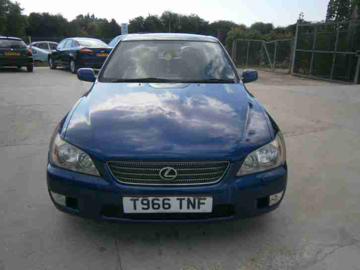 LEXUS IS 200 2.0 SE 6 SPEED MANUAL T REG M.O.T FEBRUARY 2015 AND TAXED 09/2014