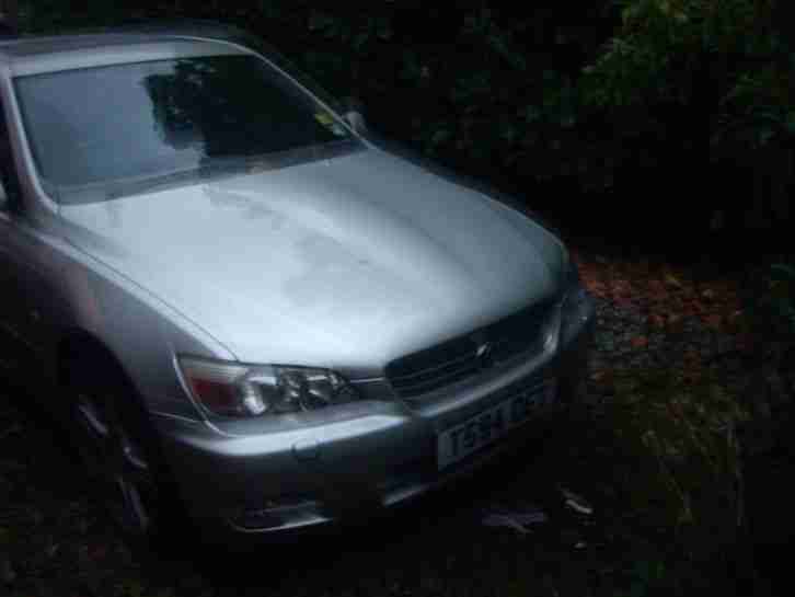 LEXUS IS 200