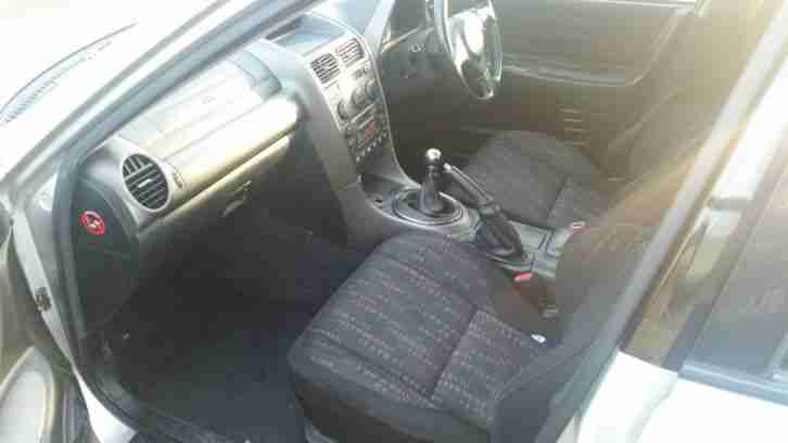 LEXUS IS200 S SILVER