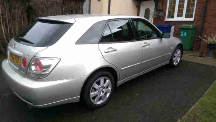 LEXUS IS200 SPORTCROSS 6SP (TOTALLY STUNNING CONDITION INSIDE & OUT)