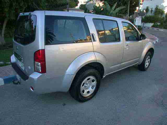 LHD IN SPAIN NISSAN PATHFINDER 2.5 DCi 4x4 2006 7 seats LEFT HAND DRIVE