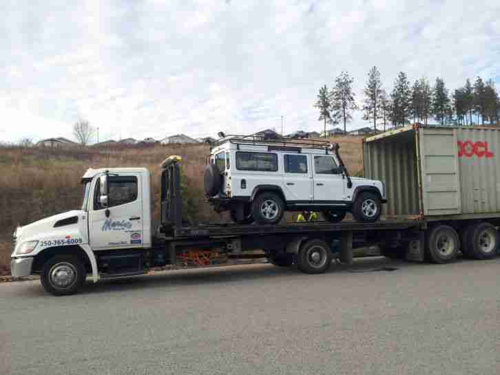 LHD LAND ROVER DEFENDER STATION WAGON 110 300 TDi ORIGINAL Left Hand Drive -