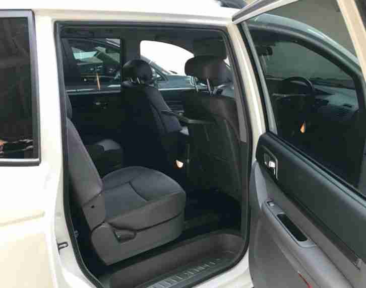 ****LOOK**** Ssangyong turismo 2015