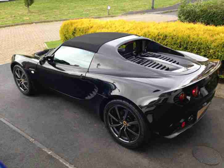 LOTUS ELISE 111S ONLY 13K MILES,EXCEPTIONAL CONDITION,VERY RARE CAR