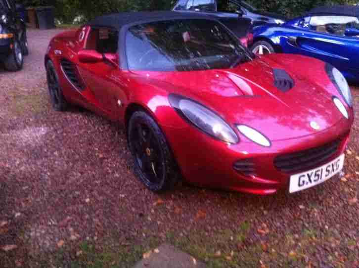 LOTUS ELISE MAROON