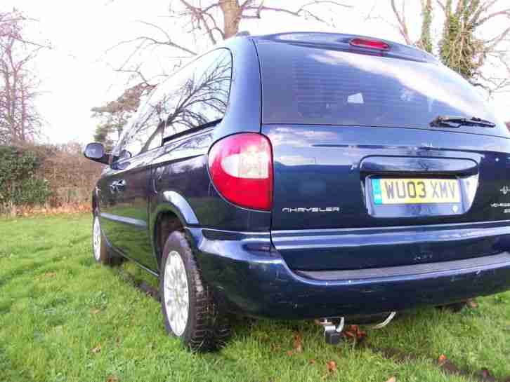 LOVELY 03 CHRYSLER VOYAGER with LPG and DVD HALF PRICE MOTORING