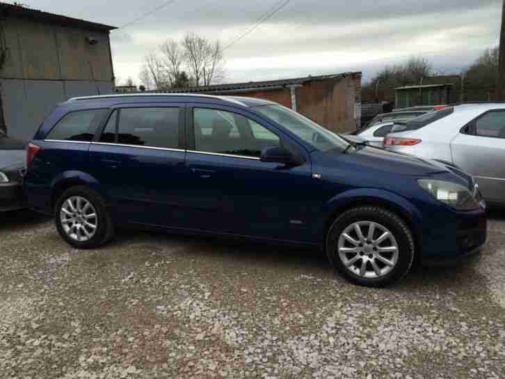 LOW MILEAGE DIESEL ESTATE CAR 2006 VAUXHALL ASTRA DESIGN 1.7 CDTI 100 MANUAL