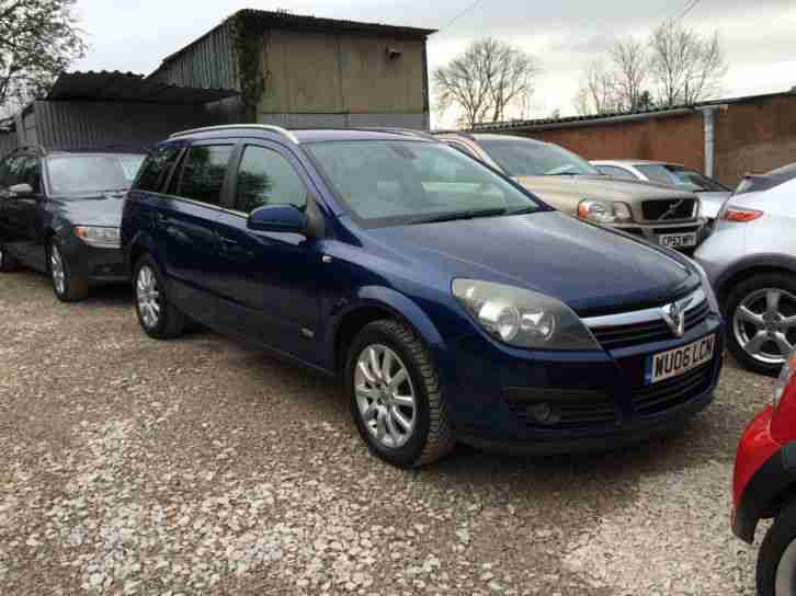 LOW MILEAGE DIESEL ESTATE CAR 2006 VAUXHALL ASTRA DESIGN 1.7 CDTI 100 MANUAL