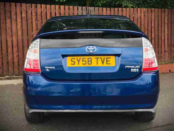 **LOW MILEAGE** TOYOTA PRIUS HYBRID 1.5 CVT AUTOMATIC FULL SERVICE HISTORY