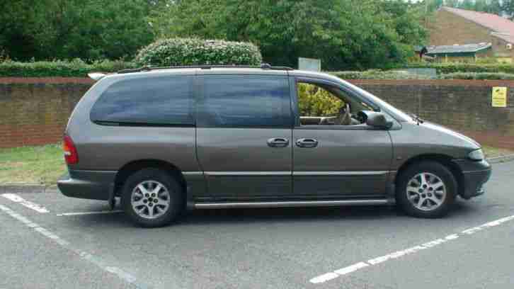 LPG Automatic Chrysler Grand Voyager 1997 7 Seater in Gold