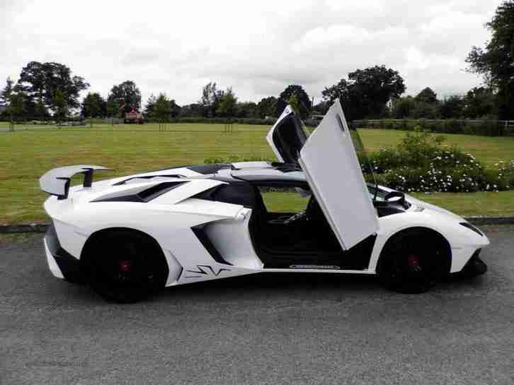 Lamborghini Aventador LP 700-4 Roadster SV