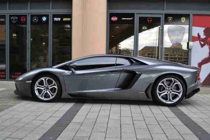 Lamborghini Aventador V12 in Grigio Estoque on a Elegante Plus Interior