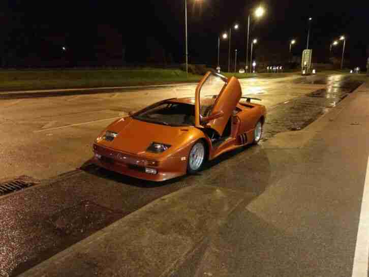 Lamborghini Diablo Replica GM V8 ENGINE