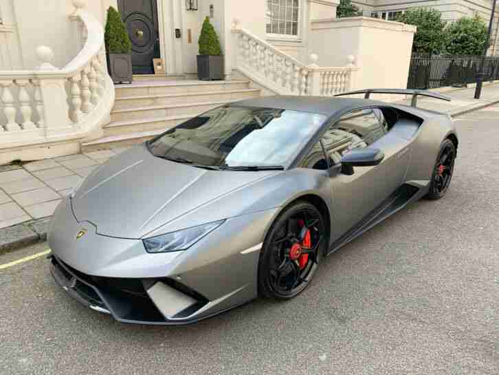 Lamborghini Performante LP640-4 (Ad Personan Edition) 2017