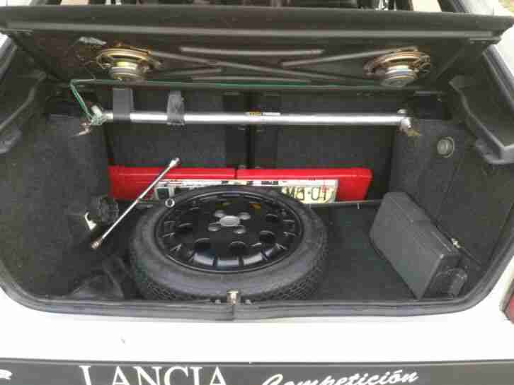 Lancia Delta HF Integrale Turbo 16V
