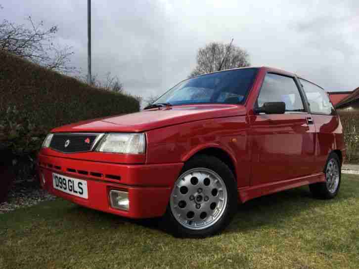 Lancia Y10 Fire LX - Retro Cars Magazine Feature Car