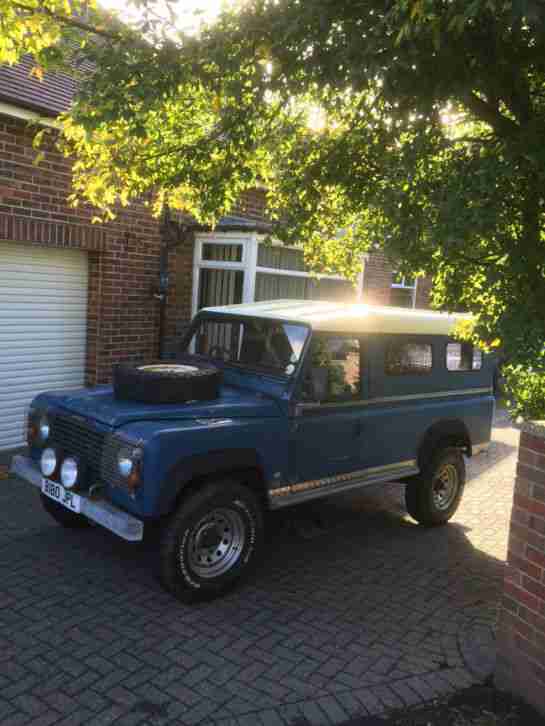 Land Rover 110 V8 3.5 Manual