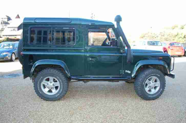 Land Rover 90 Defender 2.5Td5 County Td5 Green 100k Miles LED Lights STUNNING