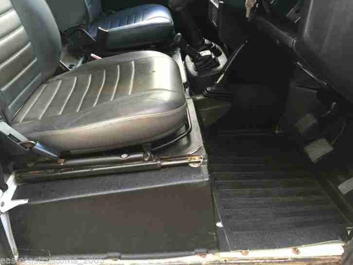 Land Rover Defender 110 2.4 TDCI PUMA Hard Top 4x4 Utility 3500KG 6 Speed