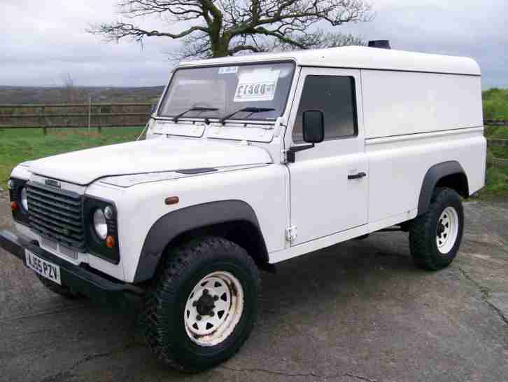Land Rover Defender 110 TD5 Hardtop