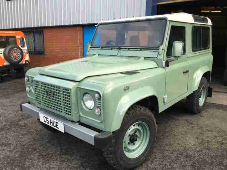 Land Rover Defender 300 tdi 90 Heritage Edition One owner